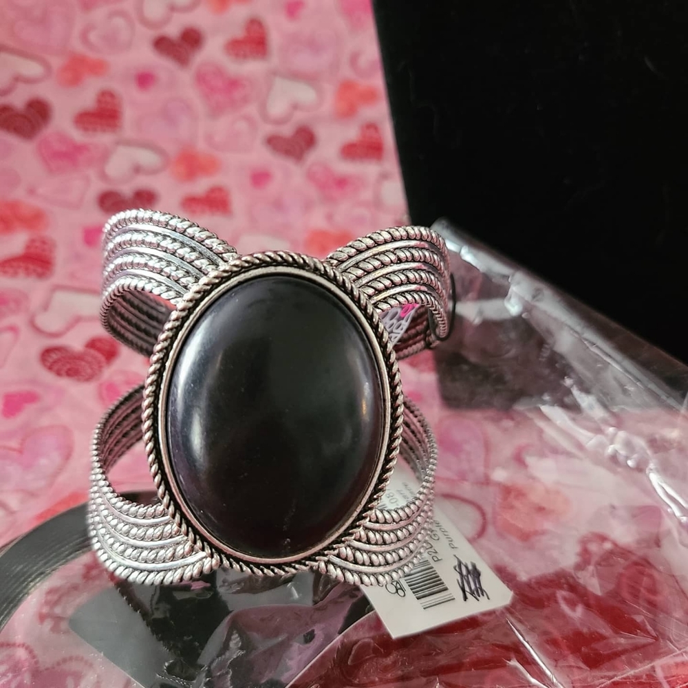 Women's accessories